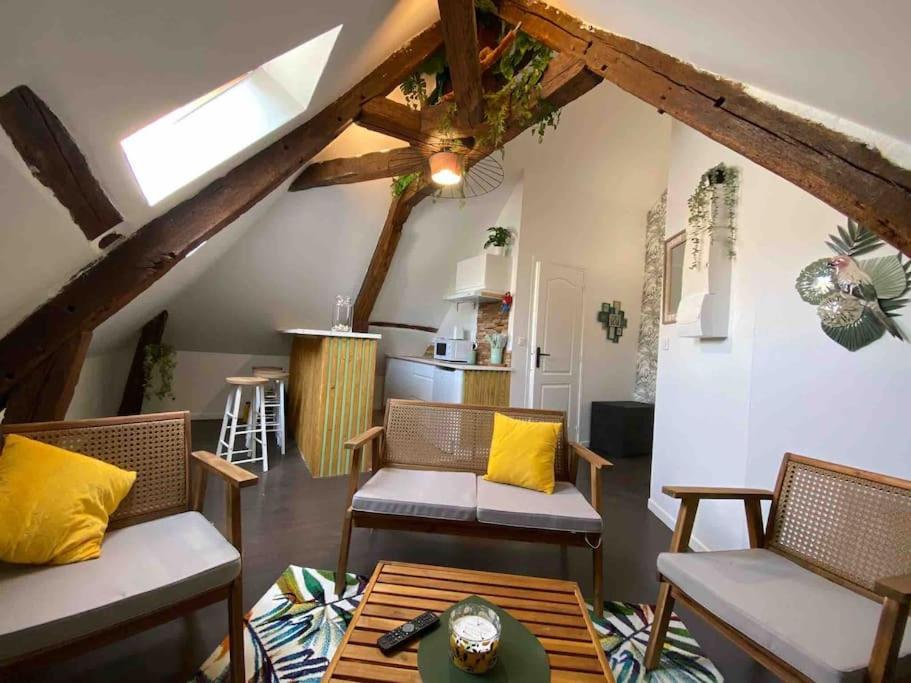 Ferienwohnung Sous Les Tropiques D'Ablis Exterior foto